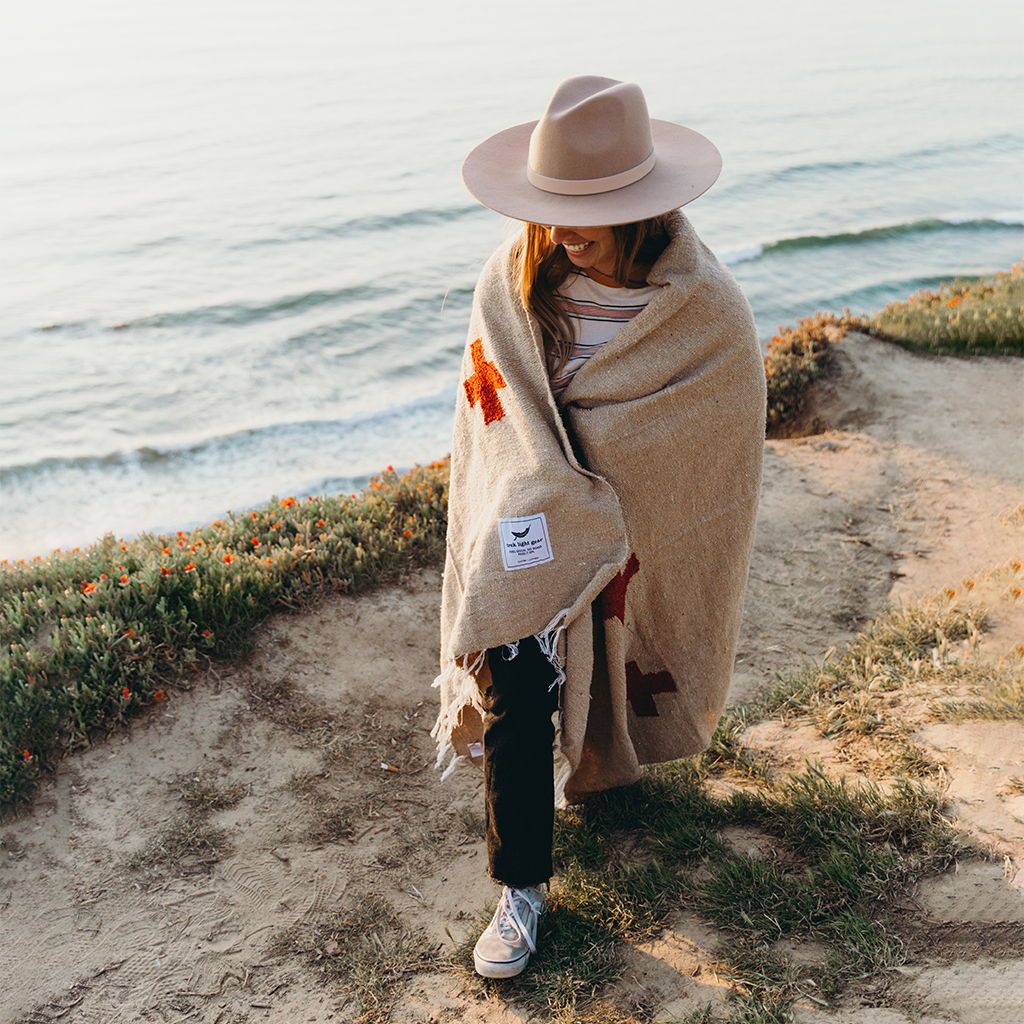 Positive Vibrations Blanket - Tan/Rust