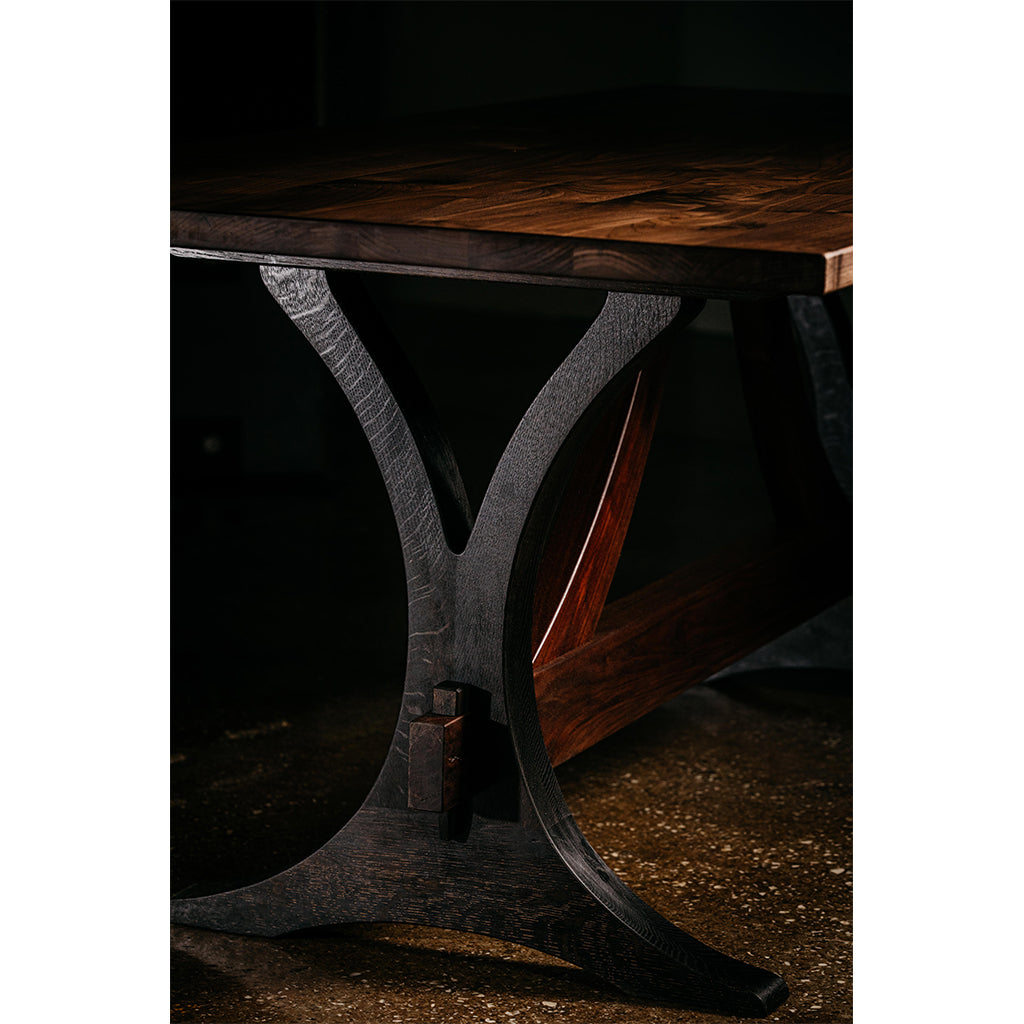 Maynard Dining table