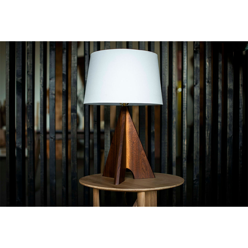 Meredith Hart Tripod Table Lamp